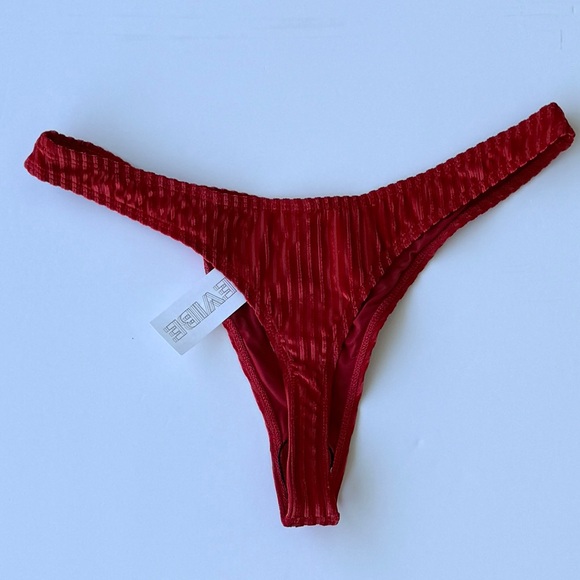 Dippin Daisys Velvet Rib SEAPORT Thong Bikini Bottom - Picture 3 of 14